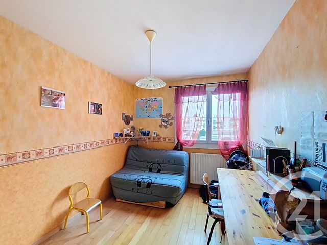 Appartement F4 à vendre - 4 pièces - 79.0 m2 - CORBAS - 69 - RHONE-ALPES - Century 21 Hestia Ldi