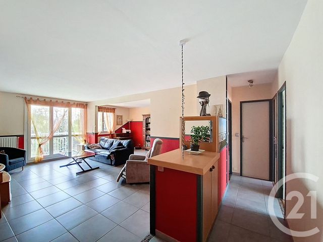 Appartement F4 à vendre - 4 pièces - 79.0 m2 - CORBAS - 69 - RHONE-ALPES - Century 21 Hestia Ldi