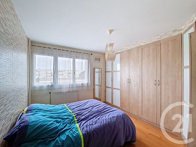 Appartement F4 à vendre - 4 pièces - 79.0 m2 - CORBAS - 69 - RHONE-ALPES - Century 21 Hestia Ldi