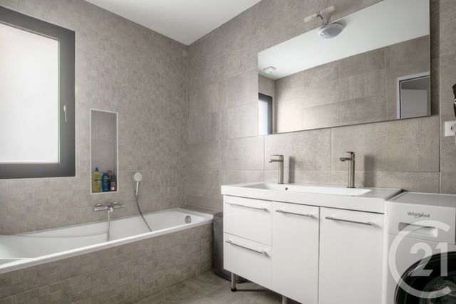 maison à vendre - 5 pièces - 118.0 m2 - CORBAS - 69 - RHONE-ALPES - Century 21 Hestia Ldi