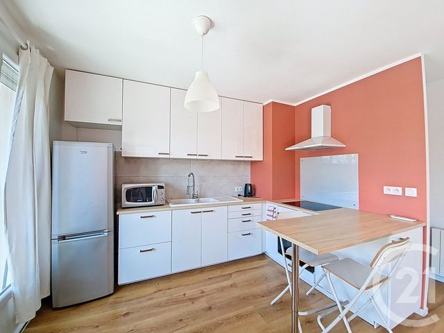 Afficher la photo en grand Appartement F2 à vendre - 2 pièces - 50.0 m2 - VENISSIEUX - 69 - RHONE-ALPES - Century 21 Hestia Ldi