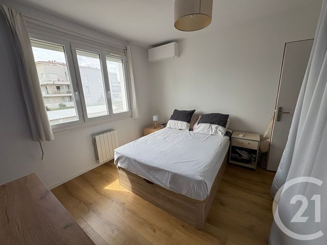 Afficher la photo en grand Appartement F2 à vendre - 2 pièces - 50.0 m2 - VENISSIEUX - 69 - RHONE-ALPES - Century 21 Hestia Ldi