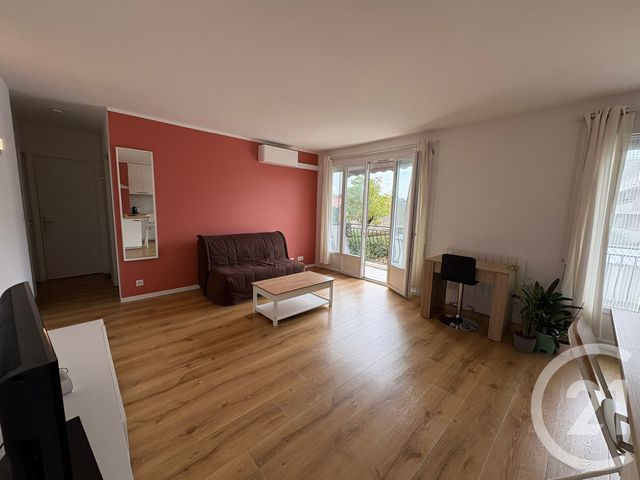 Afficher la photo en grand Appartement F2 à vendre - 2 pièces - 50.0 m2 - VENISSIEUX - 69 - RHONE-ALPES - Century 21 Hestia Ldi