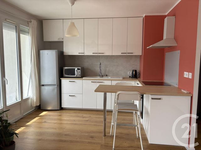 Afficher la photo en grand Appartement F2 à vendre - 2 pièces - 50.0 m2 - VENISSIEUX - 69 - RHONE-ALPES - Century 21 Hestia Ldi