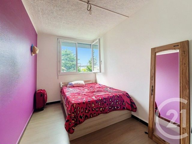 Appartement T4 à vendre - 4 pièces - 65.0 m2 - VENISSIEUX - 69 - RHONE-ALPES - Century 21 Hestia Ldi