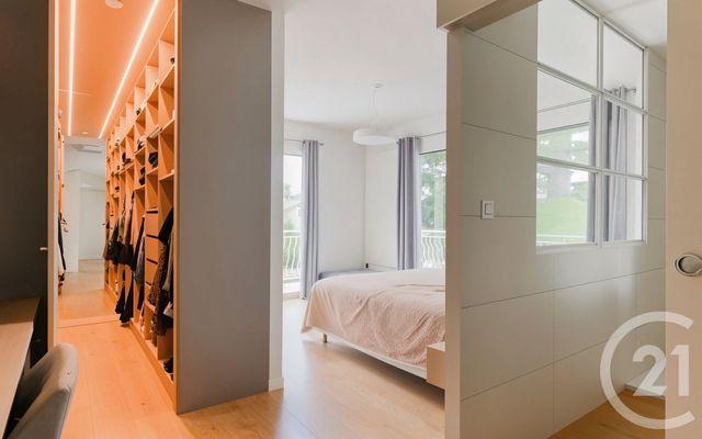 maison à vendre - 7 pièces - 204.0 m2 - CORBAS - 69 - RHONE-ALPES - Century 21 Hestia Ldi