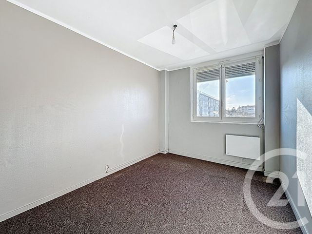 Appartement T4 à vendre - 4 pièces - 65.0 m2 - VENISSIEUX - 69 - RHONE-ALPES - Century 21 Hestia Ldi