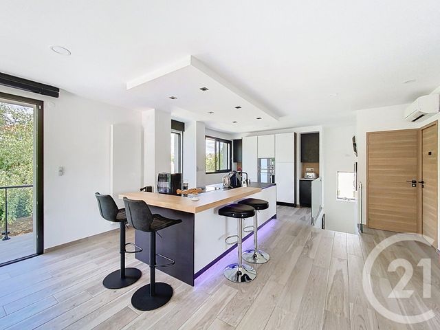 Afficher la photo en grand maison à vendre - 5 pièces - 147.07 m2 - COMMUNAY - 69 - RHONE-ALPES - Century 21 Hestia Ldi