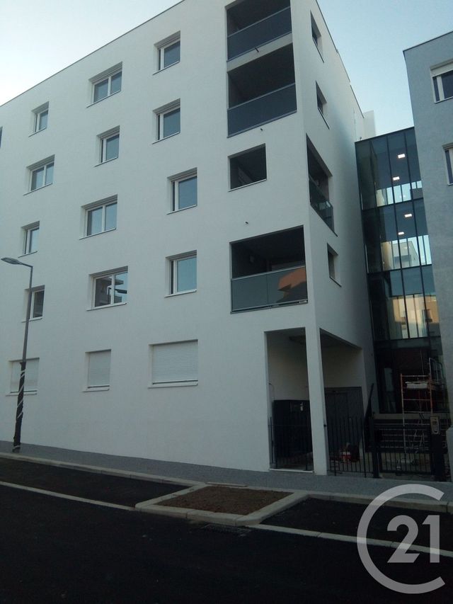 Appartement F2 à vendre - 2 pièces - 44.0 m2 - FEYZIN - 69 - RHONE-ALPES - Century 21 Hestia Ldi