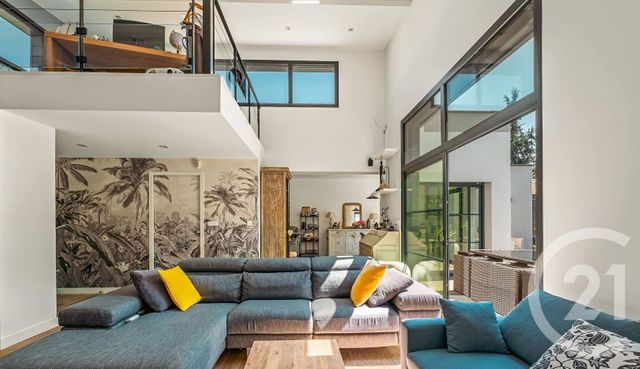 Afficher la photo en grand maison à vendre - 6 pièces - 170.0 m2 - COMMUNAY - 69 - RHONE-ALPES - Century 21 Hestia Ldi