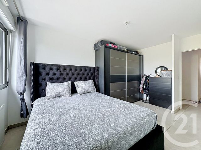 Appartement F4 à vendre - 4 pièces - 74.0 m2 - ST FONS - 69 - RHONE-ALPES - Century 21 Hestia Ldi