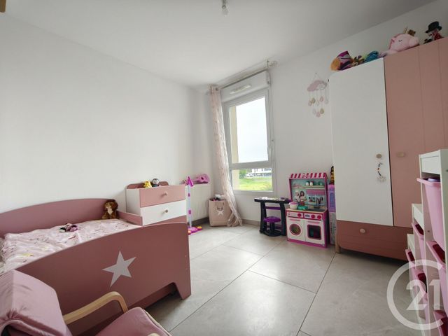 Appartement F4 à vendre - 4 pièces - 74.0 m2 - ST FONS - 69 - RHONE-ALPES - Century 21 Hestia Ldi