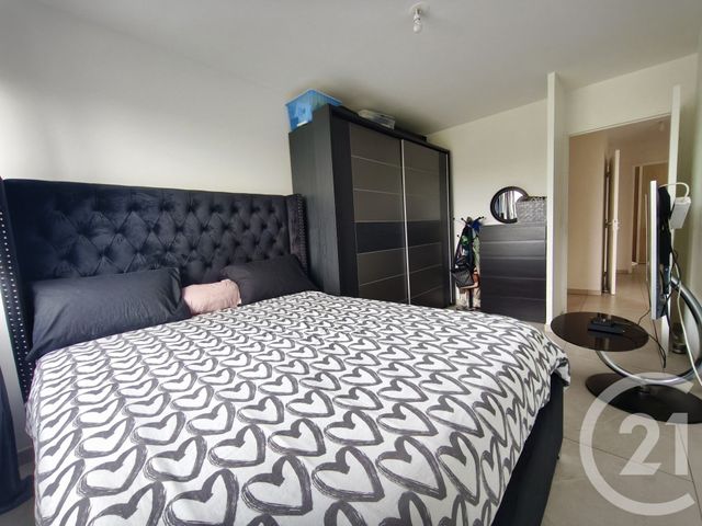 Appartement F4 à vendre - 4 pièces - 74.0 m2 - ST FONS - 69 - RHONE-ALPES - Century 21 Hestia Ldi