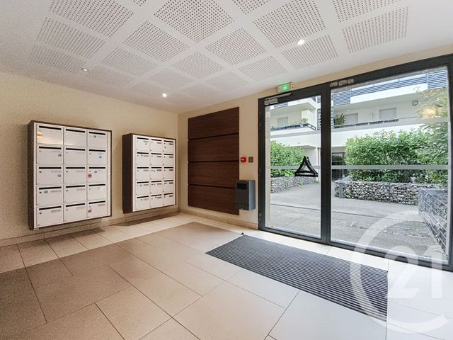 Appartement F2 à vendre - 2 pièces - 38.0 m2 - VENISSIEUX - 69 - RHONE-ALPES - Century 21 Hestia Ldi