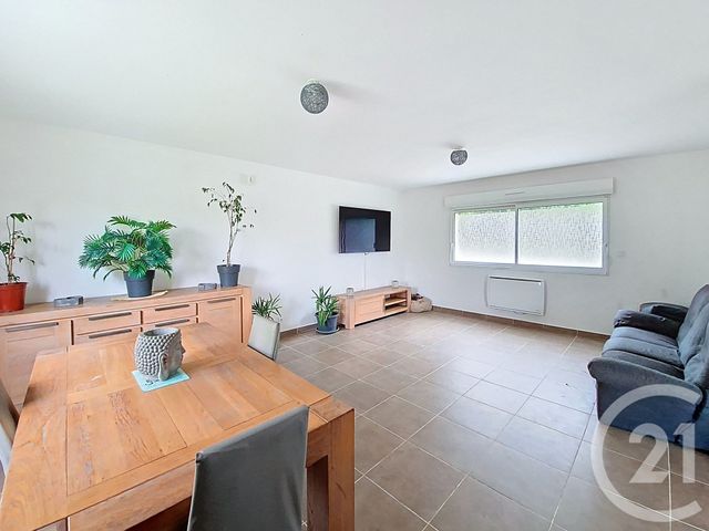 maison à vendre - 4 pièces - 134.0 m2 - ST PIERRE DE CHANDIEU - 69 - RHONE-ALPES - Century 21 Hestia Ldi