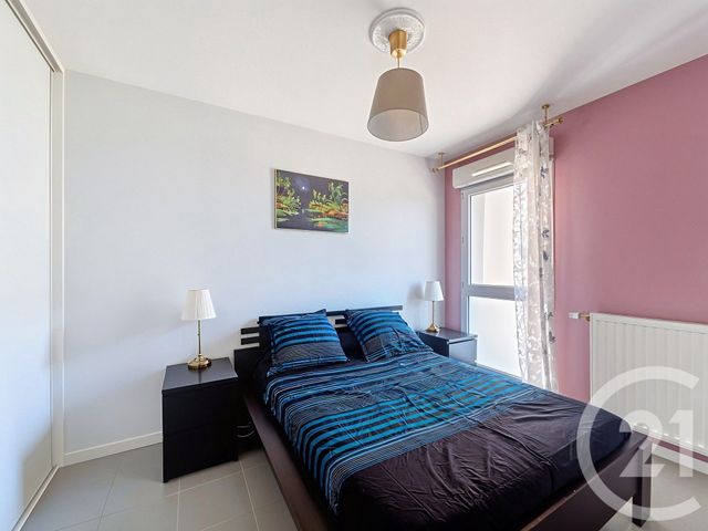 Appartement T4 à vendre - 4 pièces - 80.0 m2 - VENISSIEUX - 69 - RHONE-ALPES - Century 21 Hestia Ldi