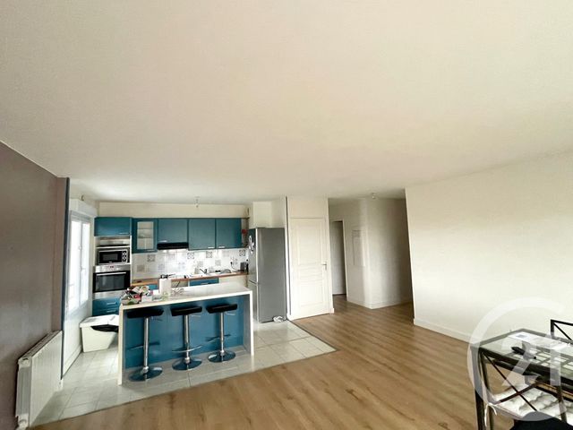 Appartement T4 à louer - 4 pièces - 84.0 m2 - CORBAS - 69 - RHONE-ALPES - Century 21 Hestia Ldi