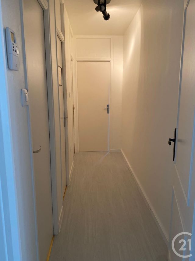 Appartement F5 à louer - 5 pièces - 83.33 m2 - CORBAS - 69 - RHONE-ALPES - Century 21 Hestia Ldi