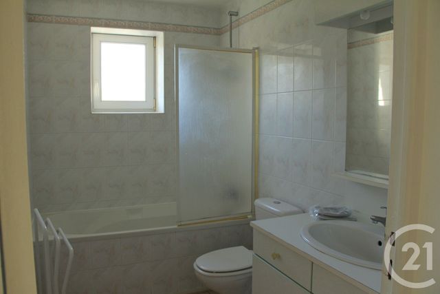 maison à louer - 5 pièces - 115.41 m2 - CHAPONNAY - 69 - RHONE-ALPES - Century 21 Hestia Ldi