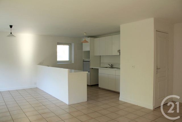 maison à louer - 5 pièces - 115.41 m2 - CHAPONNAY - 69 - RHONE-ALPES - Century 21 Hestia Ldi