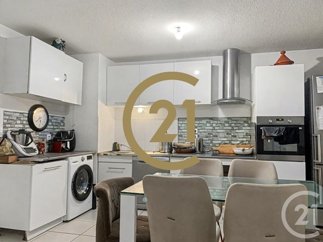 Appartement F3 à vendre - 3 pièces - 66.54 m2 - DECINES CHARPIEU - 69 - RHONE-ALPES - Century 21 Hestia Ldi