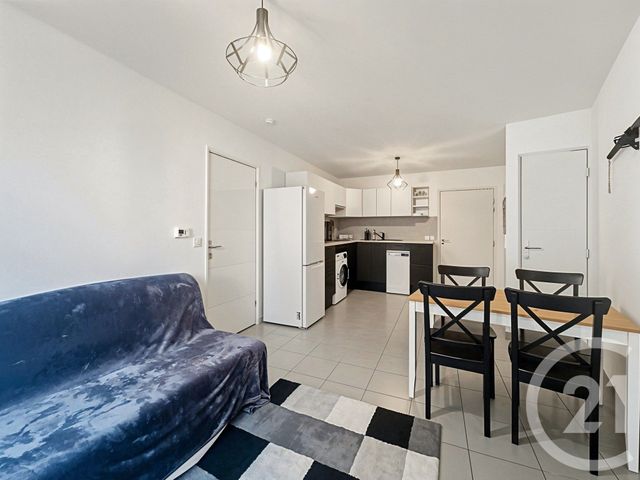 Appartement T2 à vendre - 2 pièces - 40.0 m2 - VENISSIEUX - 69 - RHONE-ALPES - Century 21 Hestia Ldi