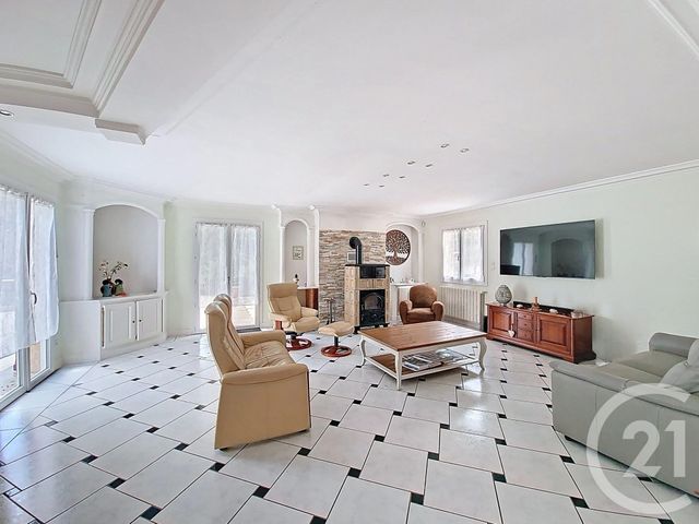 Afficher la photo en grand maison à vendre - 6 pièces - 190.0 m2 - ST ROMAIN EN GAL - 69 - RHONE-ALPES - Century 21 Hestia Ldi