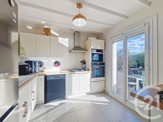 Afficher la photo en grand maison à vendre - 6 pièces - 120.0 m2 - CORBAS - 69 - RHONE-ALPES - Century 21 Hestia Ldi