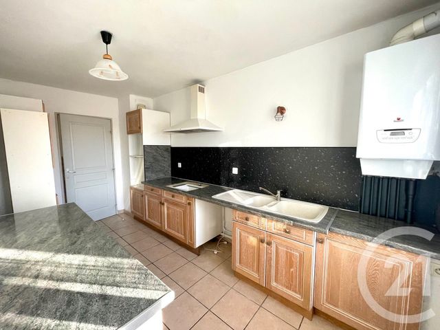 Appartement T4 à louer - 4 pièces - 80.83 m2 - CORBAS - 69 - RHONE-ALPES - Century 21 Hestia Ldi