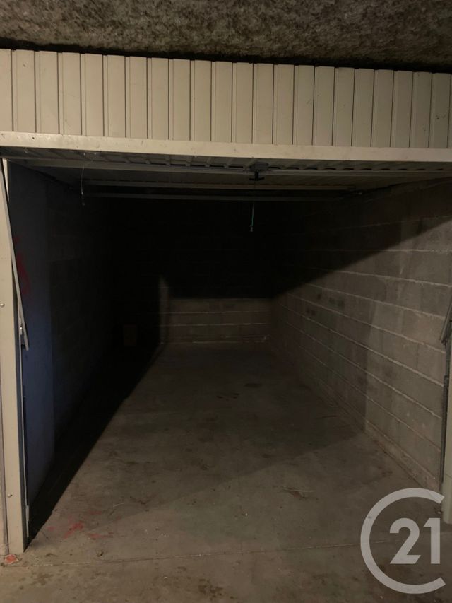 Appartement T4 à louer - 4 pièces - 80.83 m2 - CORBAS - 69 - RHONE-ALPES - Century 21 Hestia Ldi