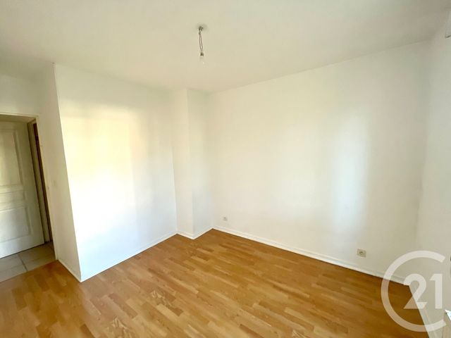 Appartement T4 à louer - 4 pièces - 80.83 m2 - CORBAS - 69 - RHONE-ALPES - Century 21 Hestia Ldi