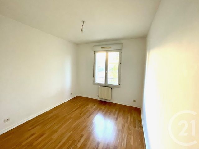 Appartement T4 à louer - 4 pièces - 80.83 m2 - CORBAS - 69 - RHONE-ALPES - Century 21 Hestia Ldi