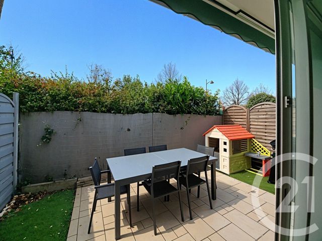 Appartement Triplex à vendre - 4 pièces - 80.0 m2 - CORBAS - 69 - RHONE-ALPES - Century 21 Hestia Ldi