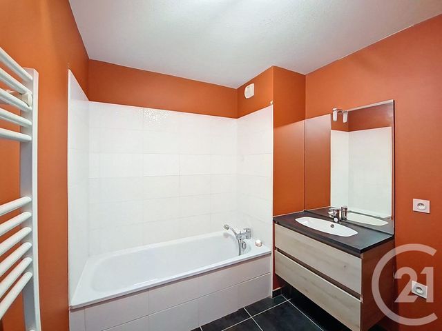 Appartement F2 à vendre - 2 pièces - 40.0 m2 - VENISSIEUX - 69 - RHONE-ALPES - Century 21 Hestia Ldi