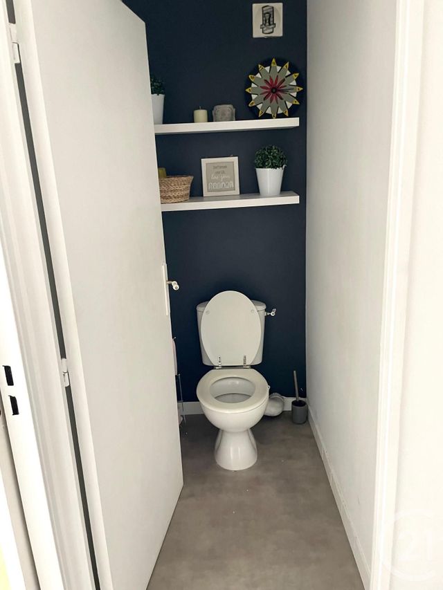 Appartement T3 à louer - 3 pièces - 60.02 m2 - VENISSIEUX - 69 - RHONE-ALPES - Century 21 Hestia Ldi