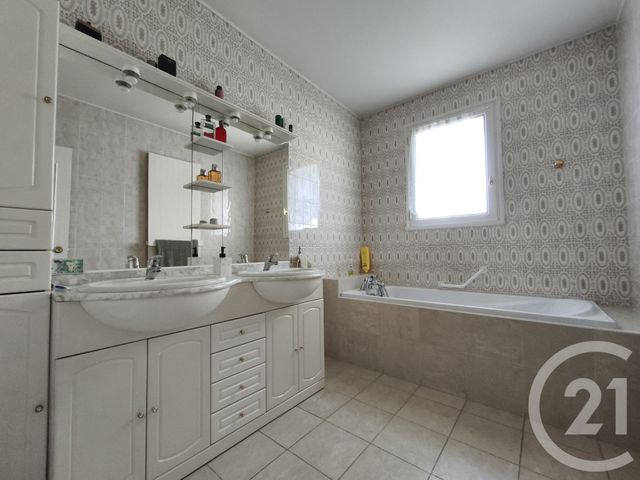 maison à vendre - 10 pièces - 188.0 m2 - MIONS - 69 - RHONE-ALPES - Century 21 Hestia Ldi