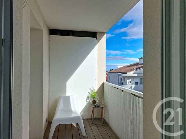 Appartement F2 à vendre - 2 pièces - 41.0 m2 - FEYZIN - 69 - RHONE-ALPES - Century 21 Hestia Ldi