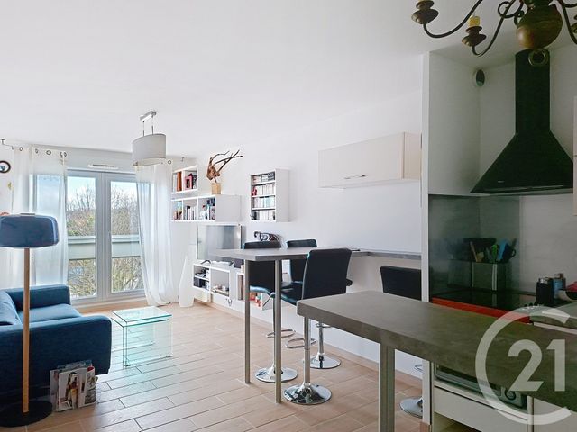 Appartement F2 à vendre - 2 pièces - 41.0 m2 - FEYZIN - 69 - RHONE-ALPES - Century 21 Hestia Ldi