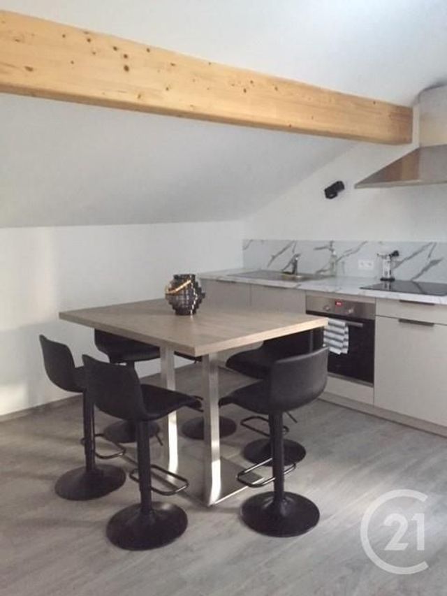 Appartement T2 à louer - 2 pièces - 60.0 m2 - HEYRIEUX - 38 - RHONE-ALPES - Century 21 Hestia Ldi