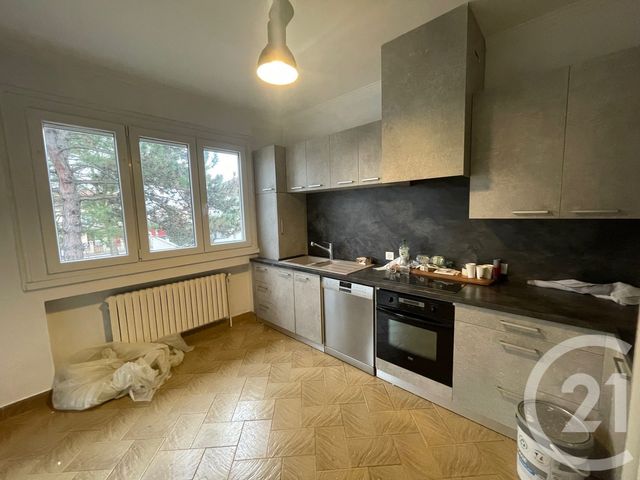 Appartement T3 à louer - 4 pièces - 110.36 m2 - VENISSIEUX - 69 - RHONE-ALPES - Century 21 Hestia Ldi