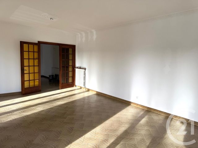 Appartement T3 à louer - 4 pièces - 110.36 m2 - VENISSIEUX - 69 - RHONE-ALPES - Century 21 Hestia Ldi