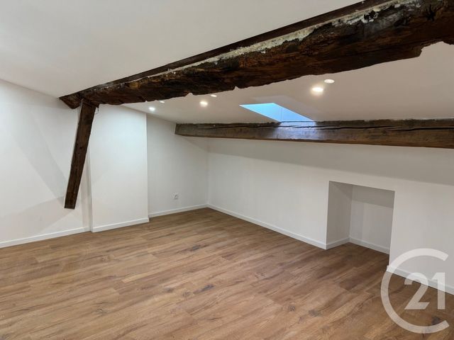 maison à louer - 5 pièces - 81.25 m2 - ST SYMPHORIEN D OZON - 69 - RHONE-ALPES - Century 21 Hestia Ldi