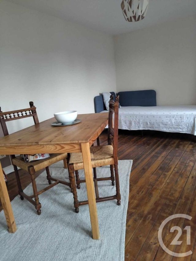 Appartement T3 à louer - 3 pièces - 71.32 m2 - ST SYMPHORIEN D OZON - 69 - RHONE-ALPES - Century 21 Hestia Ldi