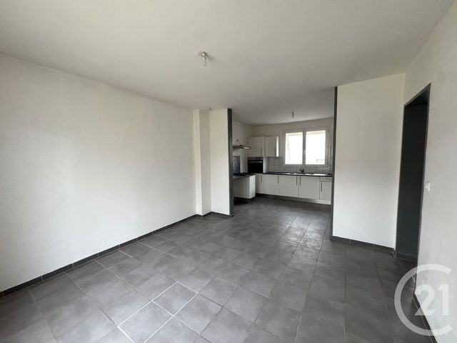 Appartement T3 à louer - 3 pièces - 68.79 m2 - CORBAS - 69 - RHONE-ALPES - Century 21 Hestia Ldi