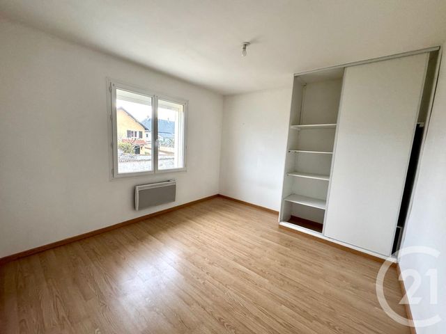 Appartement T3 à louer - 3 pièces - 68.79 m2 - CORBAS - 69 - RHONE-ALPES - Century 21 Hestia Ldi