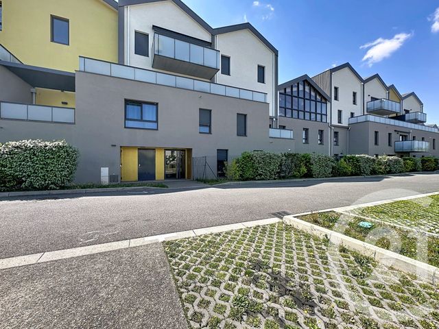 Appartement F3 à vendre - 3 pièces - 60.0 m2 - ST PRIEST - 69 - RHONE-ALPES - Century 21 Hestia Ldi