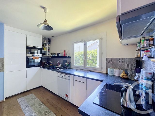 maison à vendre - 5 pièces - 116.0 m2 - ST PRIEST - 69 - RHONE-ALPES - Century 21 Hestia Ldi