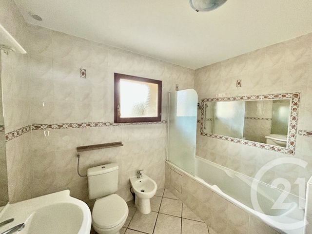 Appartement F5 à louer - 5 pièces - 122.81 m2 - MARENNES - 69 - RHONE-ALPES - Century 21 Hestia Ldi