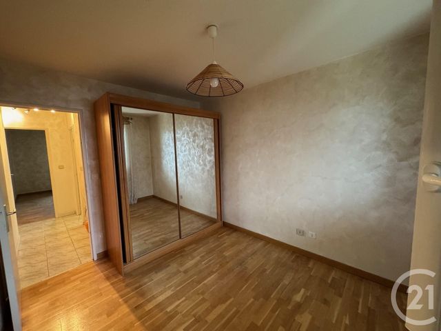 Appartement F3 à louer - 3 pièces - 62.86 m2 - VENISSIEUX - 69 - RHONE-ALPES - Century 21 Hestia Ldi