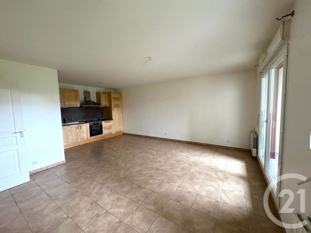 Appartement T2 à louer - 2 pièces - 54.29 m2 - CORBAS - 69 - RHONE-ALPES - Century 21 Hestia Ldi